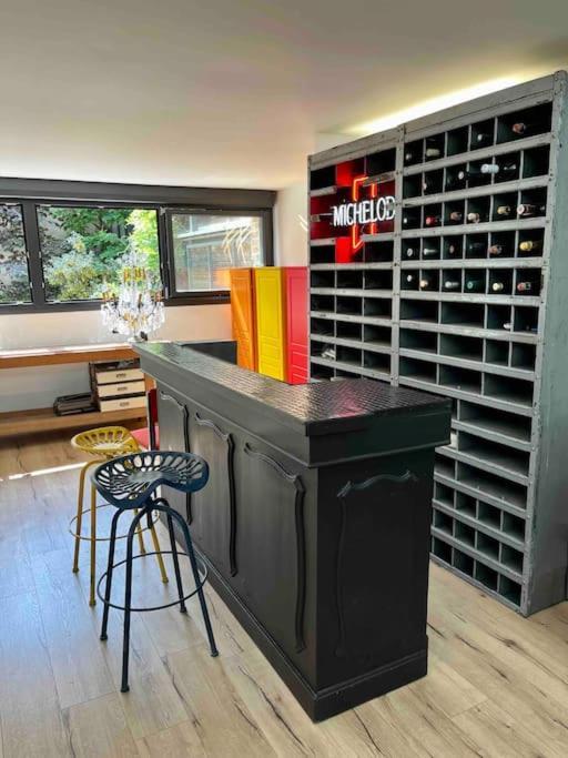 Rare ! Loft Atypique Centre-ville Parking Jardin Reims