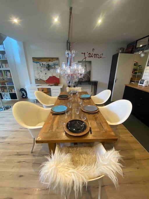Holiday home Rare ! Loft Atypique Centre-ville Parking Jardin Reims