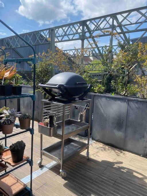 Rare ! Loft Atypique Centre-ville Parking Jardin Holiday home Reims